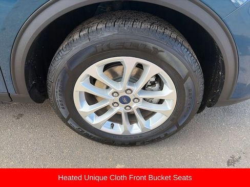 Used 2020 Ford Escape SE image 13