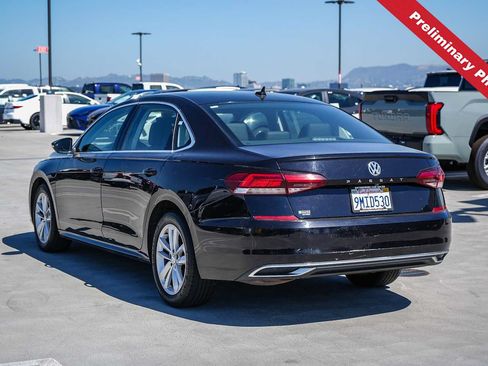 Used 2020 Volkswagen Passat 2.0T SE FWD image 4