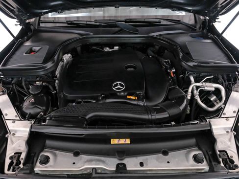 Used 2020 Mercedes-Benz GLC 300 4MATIC image 55