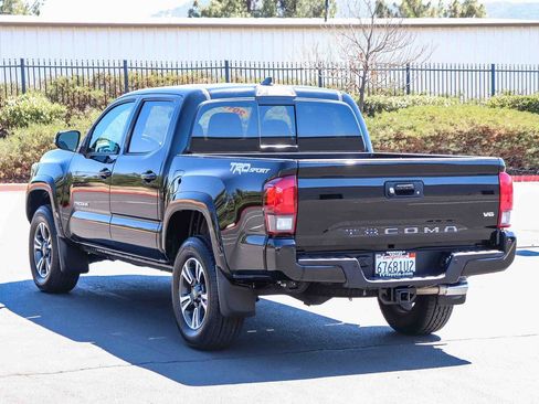 Certified 2019 Toyota Tacoma TRD Sport w/ Technology Package RWD image 5