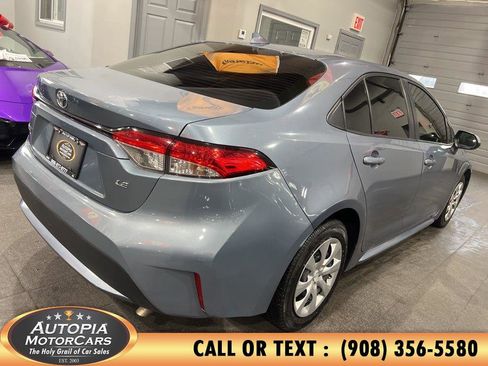 Used 2020 Toyota Corolla LE image 5