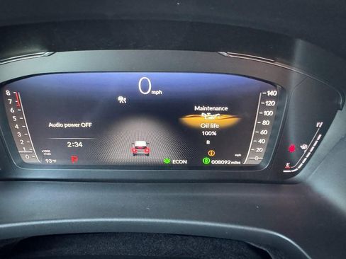 Certified 2025 Honda Pilot Black Edition image 23