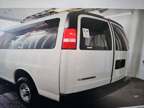 Used 2023 Chevrolet Express 3500 LS image 2
