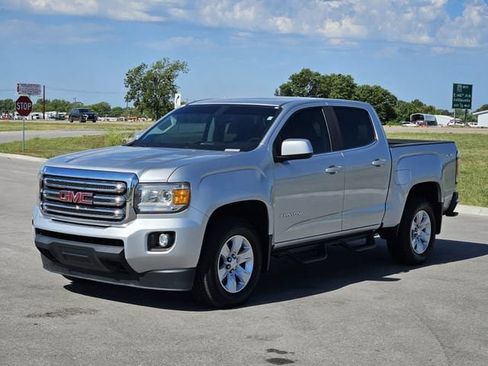 Used 2018 GMC Canyon SLE w/ SLE Convenience Package AWD/4WD image 3