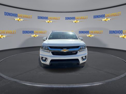 Used 2017 Chevrolet Colorado LT w/ LT Convenience Package image 3