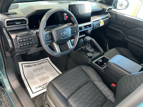 New 2026 Toyota 4Runner TRD Off-Road Premium AWD/4WD image 13