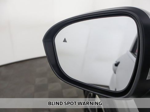 Used 2024 Mitsubishi Outlander SE image 6