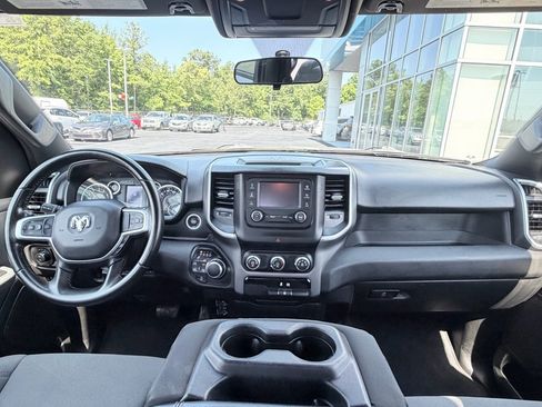 Used 2022 RAM 1500 Big Horn AWD/4WD image 11