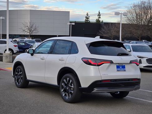 New 2026 Honda HR-V EX-L image 6