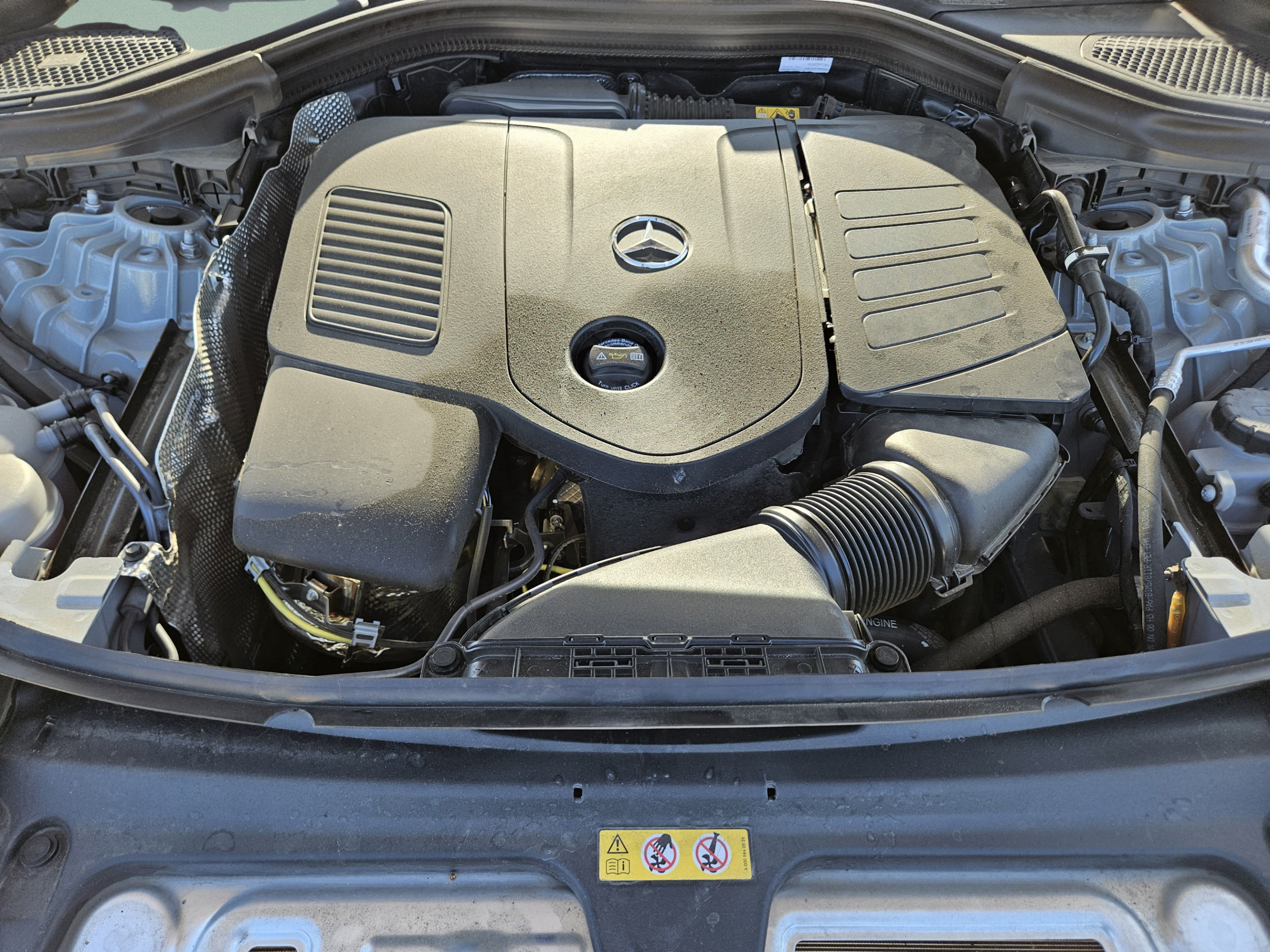 Used 2025 Mercedes-Benz GLC 350e 4MATIC image 21