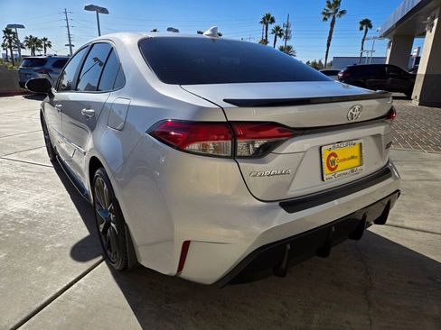 Used 2024 Toyota Corolla XSE FWD image 4
