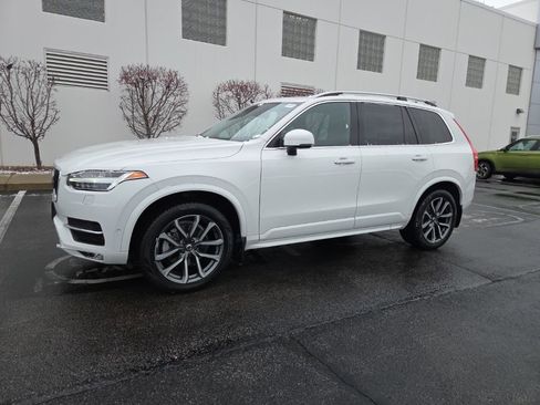 Used 2019 Volvo XC90 T6 Momentum image 41