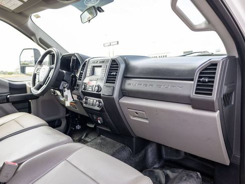 Used 2019 Ford F550 2WD Regular Cab Super Duty image 20