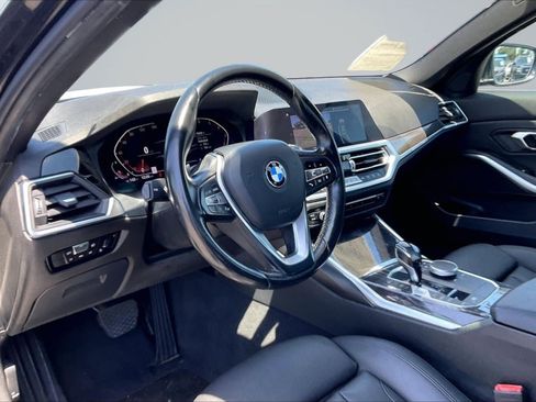 Used 2019 BMW 330i Sedan w/ Convenience Package RWD image 14