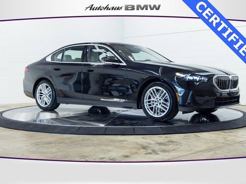 Certified 2025 BMW 530i xDrive w/ Premium Package image 1