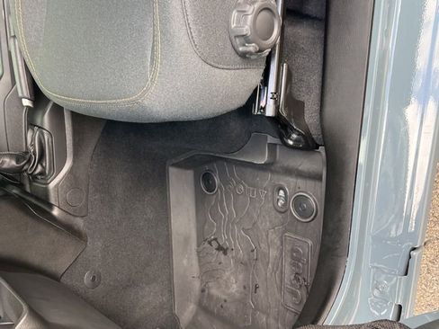 Used 2024 Jeep Wrangler Willys image 39