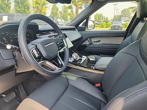 Certified 2025 Land Rover Range Rover Sport SE AWD/4WD image 12