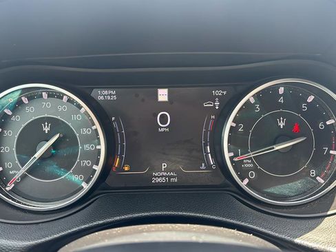 Used 2022 Maserati Levante Modena image 12