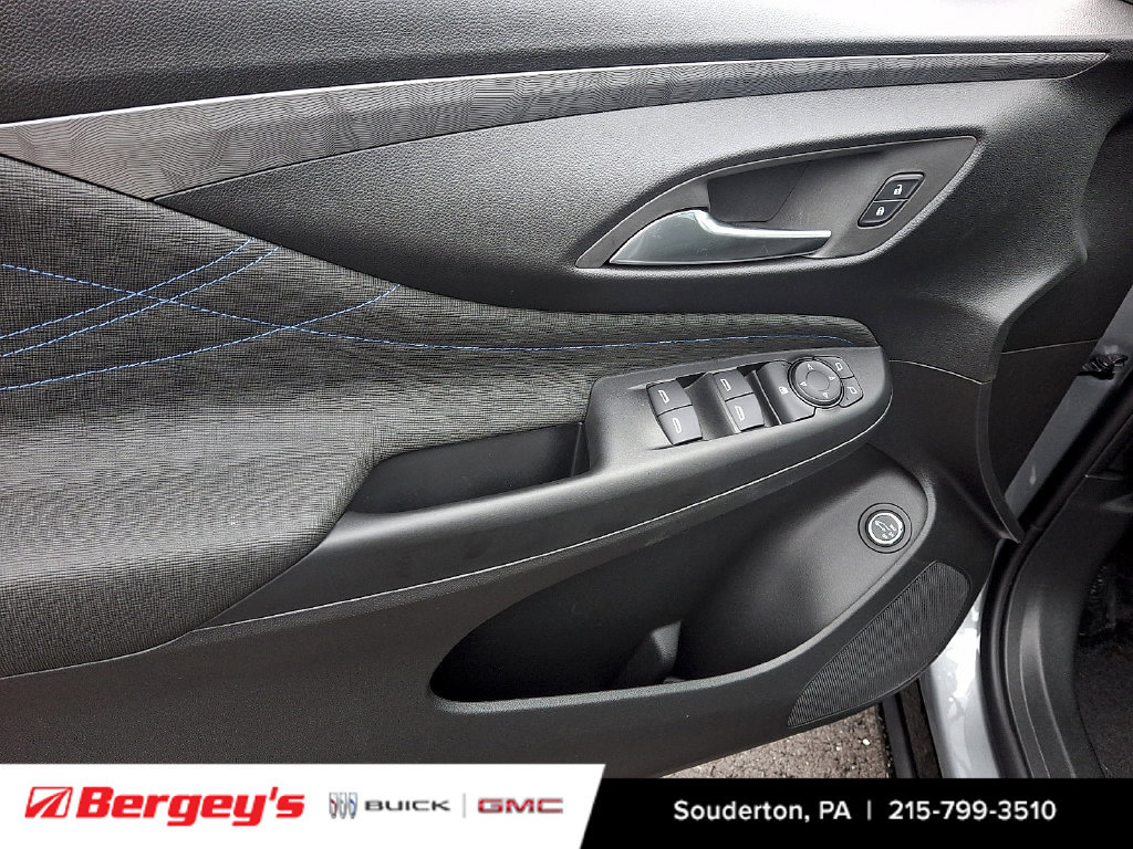New 2026 Buick Envista Sport Touring w/ Convenience I Package FWD image 9