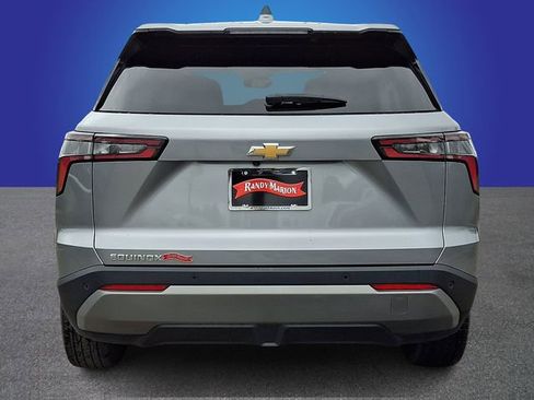 Used 2025 Chevrolet Equinox LT FWD image 5