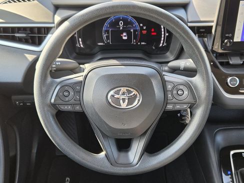 Used 2026 Toyota Corolla LE FWD image 15