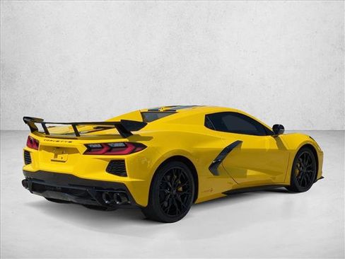 Used 2025 Chevrolet Corvette Stingray Preferred Conv w/ 2LT RWD image 5