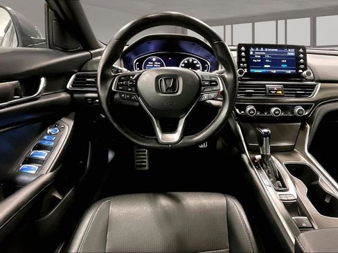 Used 2020 Honda Accord Sport image 8