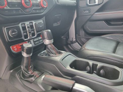 Used 2020 Jeep Gladiator Rubicon AWD/4WD image 20