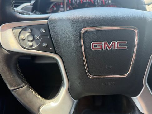 Used 2016 GMC Yukon SLT w/ Open Road Package AWD/4WD image 25