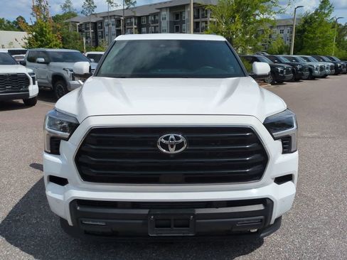 Certified 2025 Toyota Sequoia SR5 AWD/4WD image 9
