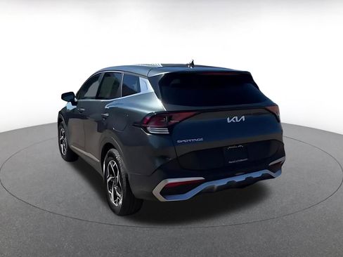 Used 2025 Kia Sportage LX image 11
