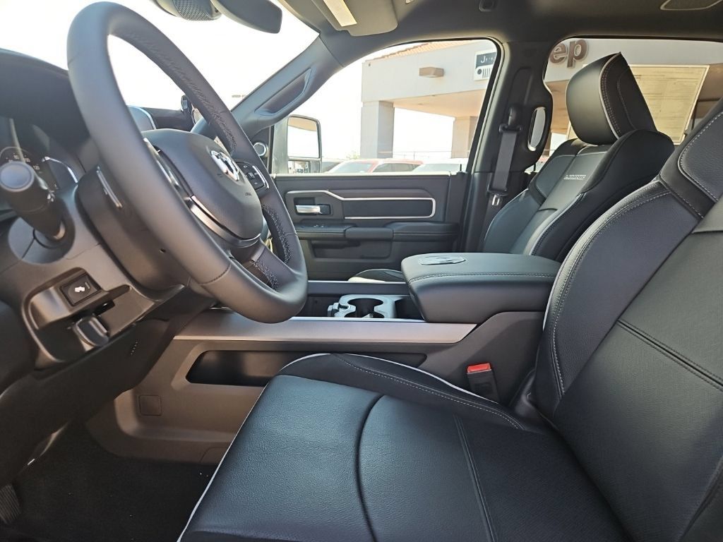 New 2026 RAM 2500 Laramie w/ Night Edition AWD/4WD image 18