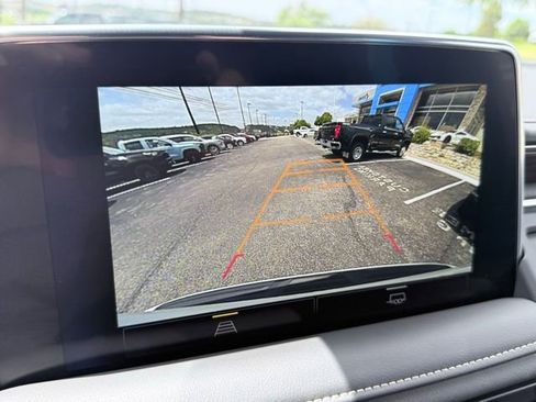 Used 2024 Chevrolet Tahoe Premier AWD/4WD image 41