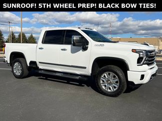 Used 2024 Chevrolet Silverado 2500 High Country video 1