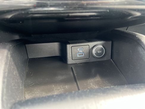 Used 2021 Ford Escape SE w/ Convenience Package image 23