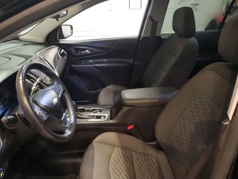 Used 2019 Chevrolet Equinox LT w/ Sun & Navigation Package AWD/4WD image 11