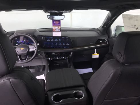 New 2026 Chevrolet Suburban High Country w/ Sun And Tow Package image 40