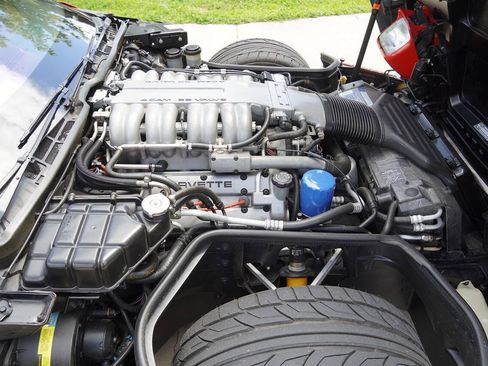 Used 1990 Chevrolet Corvette ZR-1 RWD image 36