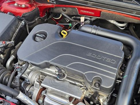 Used 2023 Chevrolet Malibu RS image 37