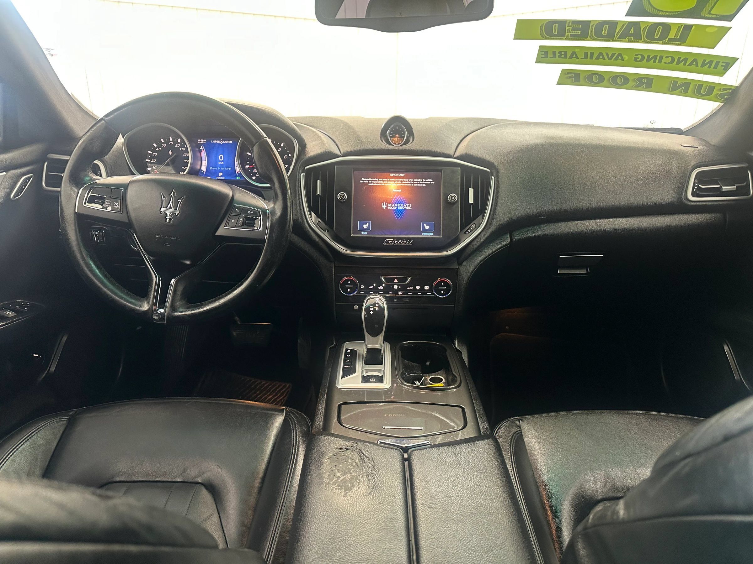 Used 2015 Maserati Ghibli RWD image 16