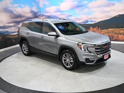 Used 2024 GMC Terrain SLT