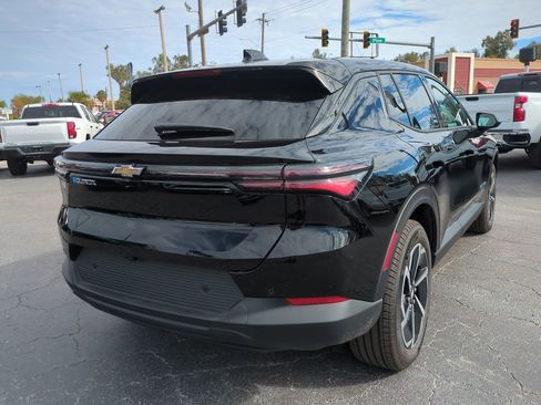 New 2026 Chevrolet Equinox EV LT image 4