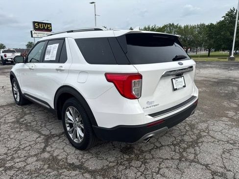 Used 2022 Ford Explorer Limited w/ Equipment Group 301A RWD image 9