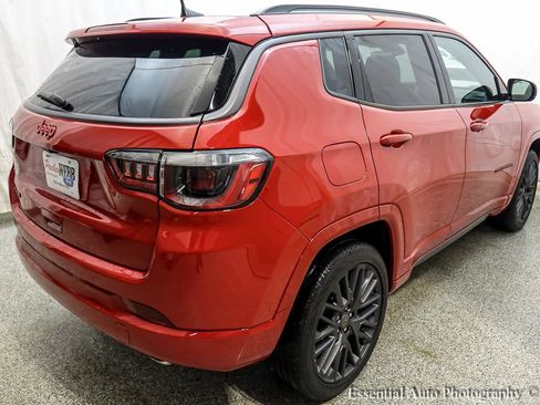 Used 2022 Jeep Compass Limited AWD/4WD image 8