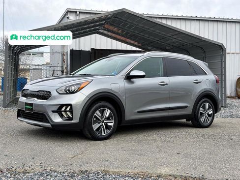 Used 2022 Kia Niro LXS image 1