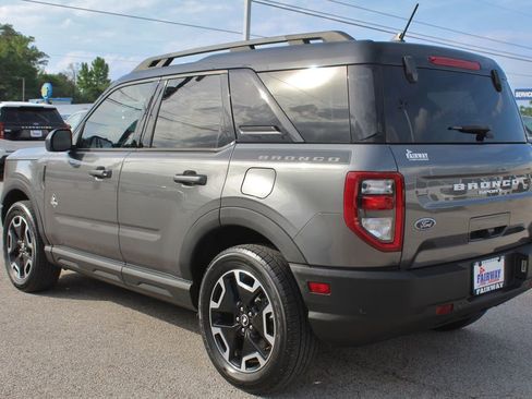 Used 2023 Ford Bronco Sport Outer Banks w/ Topo Graphic Package AWD/4WD image 8