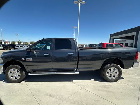 Used 2016 RAM 2500 Big Horn AWD/4WD image 3