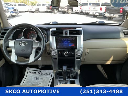 Used 2011 Toyota 4Runner SR5 image 15