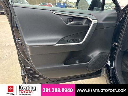 Used 2024 Toyota RAV4 Adventure AWD/4WD image 9