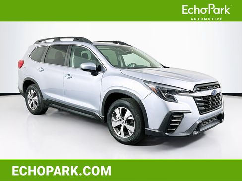 Used 2024 Subaru Ascent Premium w/ Convenience Package image 1